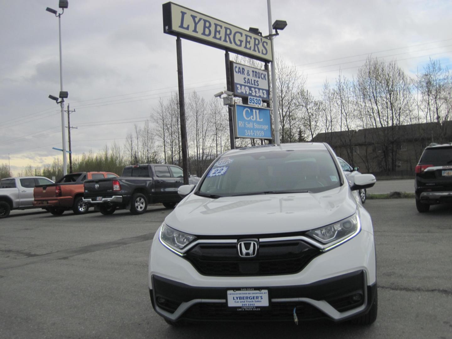 2022 white /Tan Honda CR-V EX-L AWD (2HKRW2H8XNH) , automatic transmission, located at 9530 Old Seward Highway, Anchorage, AK, 99515, (907) 349-3343, 61.134140, -149.865570 - Low miles On this Honda CR-V EX-l Sunroof, remote start come take a test drive. - Photo#1